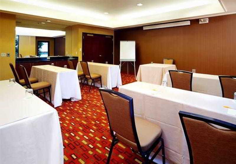 Courtyard By Marriott Lynchburg Facilidades foto